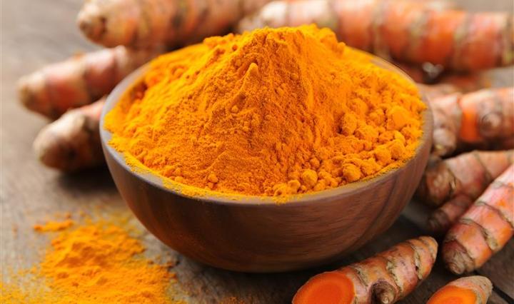 ¿Tomas cúrcuma y no ves resultados? Podrías estar pasando por alto un detalle clave