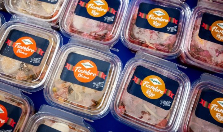 Walmart celebra la tradición del fiambre y la unión de las familias guatemaltecas