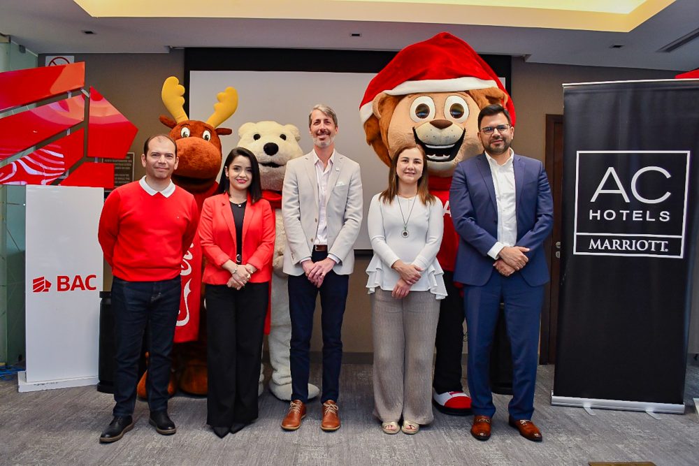 FOTO OFICIAL GLOBOS CAYALA