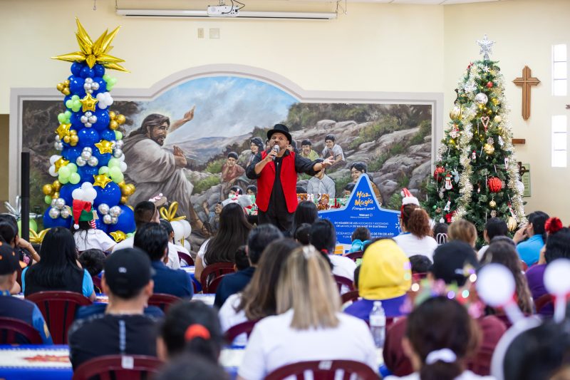 Walmart lleva la alegría de las fiestas de fin de año con su programa “Haz Magia”