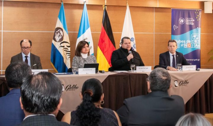 Fortalecimiento de Clubes de Ciencias para impulsar la curiosidad científica de la niñez