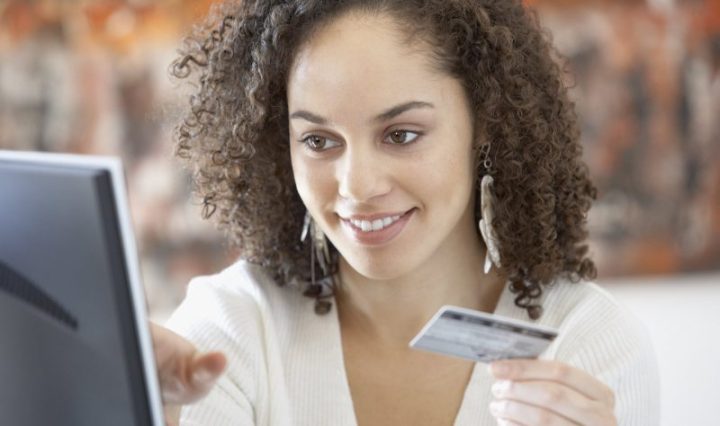 Encuesta de Visa revela que la IA y la seguridad están transformando el gasto durante la temporada de fiestas en América Latina