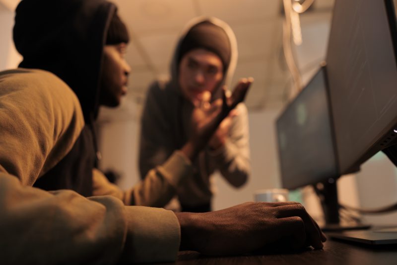 ¿Qué hacen los cibercriminales con la información que roban?