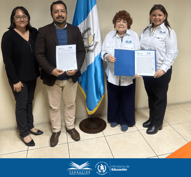 Fundación Miguel Torrebiarte Sohanin y el Ministerio de Educación suscriben convenio de colaboración para fortalecer el desarrollo educativo