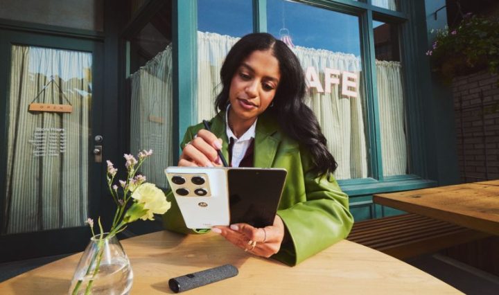 Motorola presenta nuevos dispositivos insignia e innovaciones basadas en inteligencia artificial en Lenovo Tech World 2026