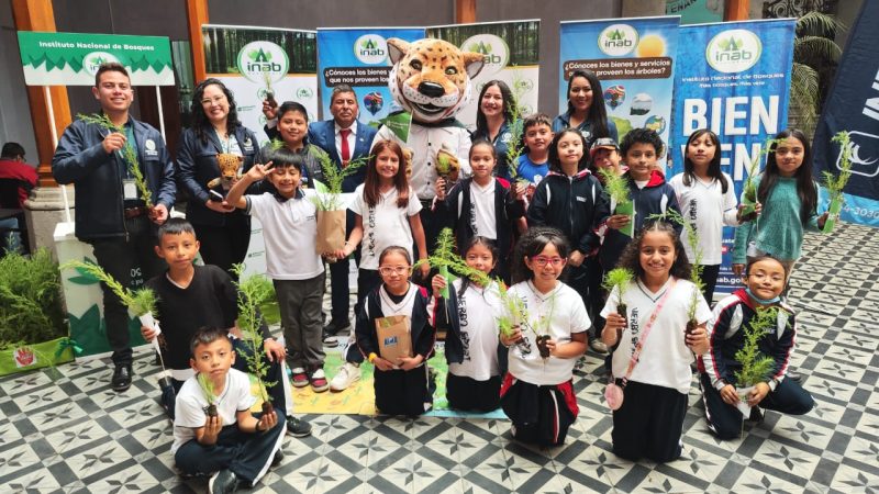 EDUCAR PARA CONSERVAR: INAB IMPULSA LA CULTURA FORESTAL EN EL DÍA MUNDIAL DE LA EDUCACIÓN AMBIENTAL
