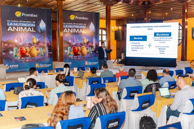 Congreso regional impulsa la modernización de la avicultura en Guatemala