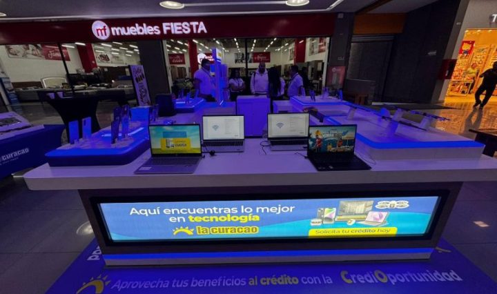 La Curacao inaugura nuevo kiosco en Centro Comercial Santa Clara