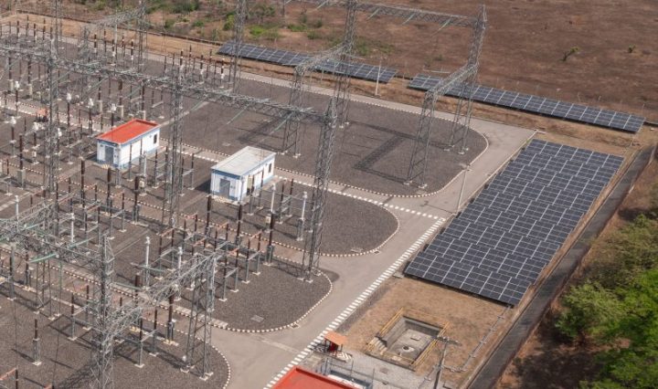 Energía solar impulsa la operación básica de subestaciones de transmisión en el Sur del país.