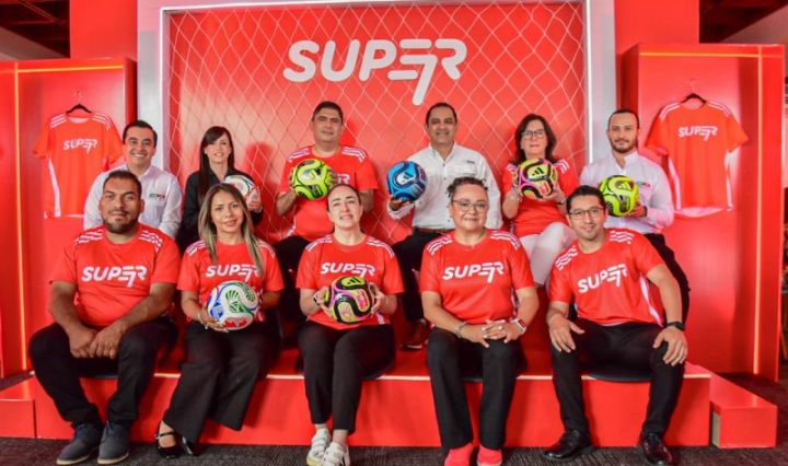 Súper 7 enciende la pasión del fútbol en Guatemala con la colección exclusiva de balones Adidas TRIONDA