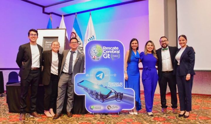 Guatemala avanza en la atención del derrame cerebral con tecnología que permite actuar antes de llegar al hospital