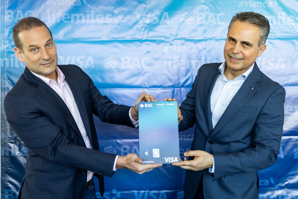 GUA_CP BAC y Lifemiles lanzan la única tarjeta empresarial