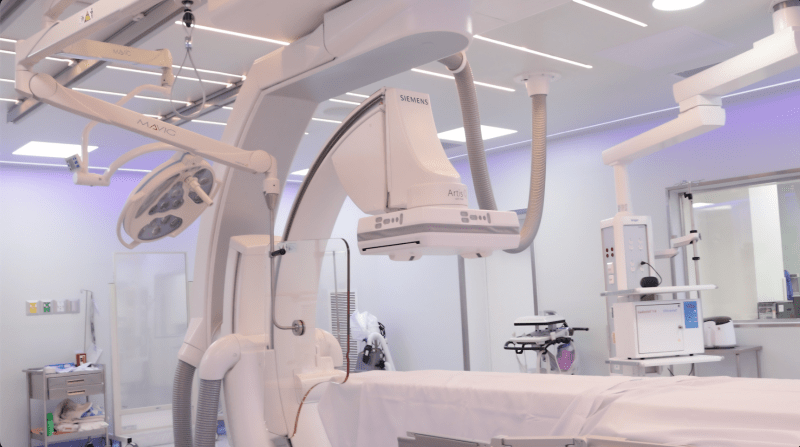 Hospital El Pilar inaugura la primera Sala Híbrida de Hemodinamia en Guatemala que integra cirugía cardiovascular, intervencionista y neurovascular