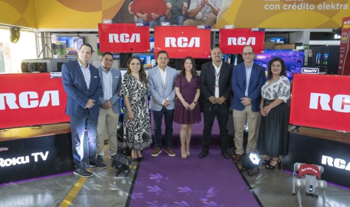 “Elektra, la Tienda Oficial de los Fanáticos”, anota gol con la llegada de la nueva línea de televisores RCA QLED con Roku TV