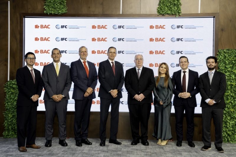 IFC invierte en BAC Guatemala para apoyar a mipymes, impulsar las finanzas sostenibles y crear empleo