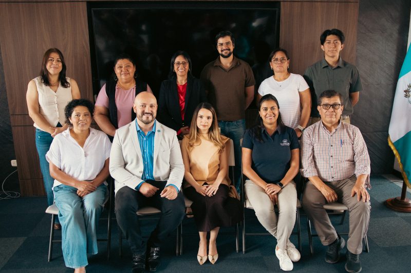 Walmart y Cámara de Industria de Guatemala se unen para fortalecer la competitividad de las pymes locales