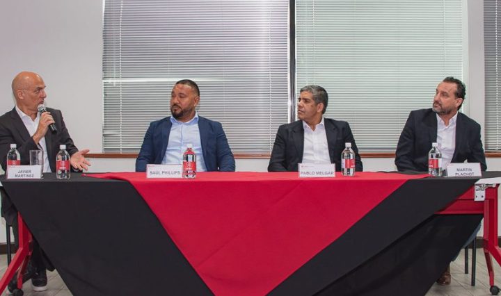 De Clientes a Fans: una jornada de Management Training sobre estrategia emocional