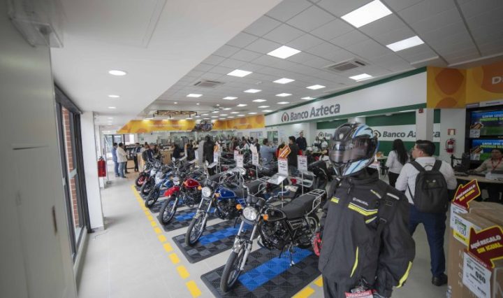 Tiendas Elektra y Banco Azteca continúan su expansión con la apertura de la nueva Tienda Elektra y el traslado de agencia Banco Azteca a Calzada La Paz