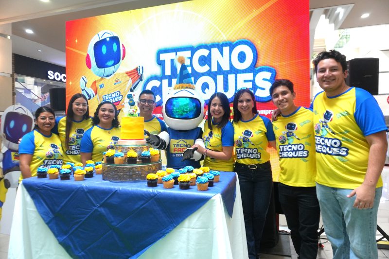 TECNO FÁCIL DE DISTELSA CELEBRA 10 AÑOS EN GUATEMALA Y LO FESTEJA CON EL REGRESO DE LOS TECNO CHEQUES