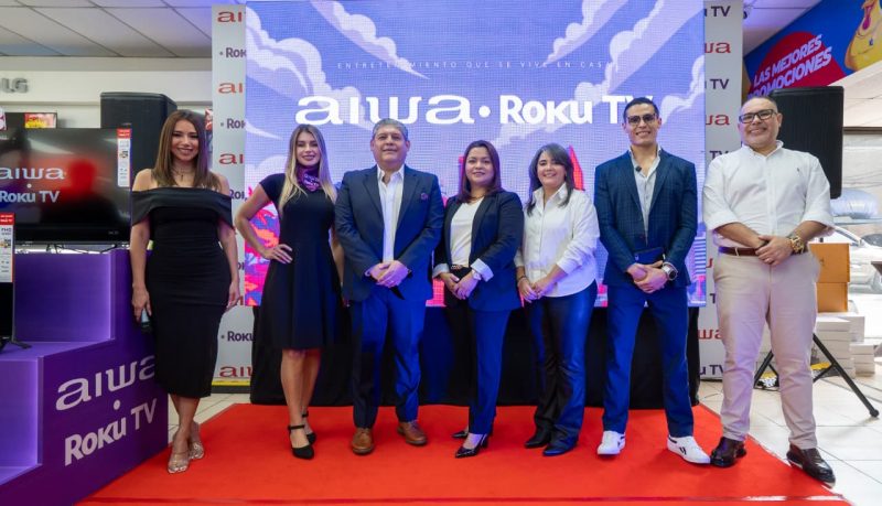 AIWA Y EL GALLO MÁS GALLO LANZAN TELEVISORES INTELIGENTES ROKU TV EN GUATEMALA