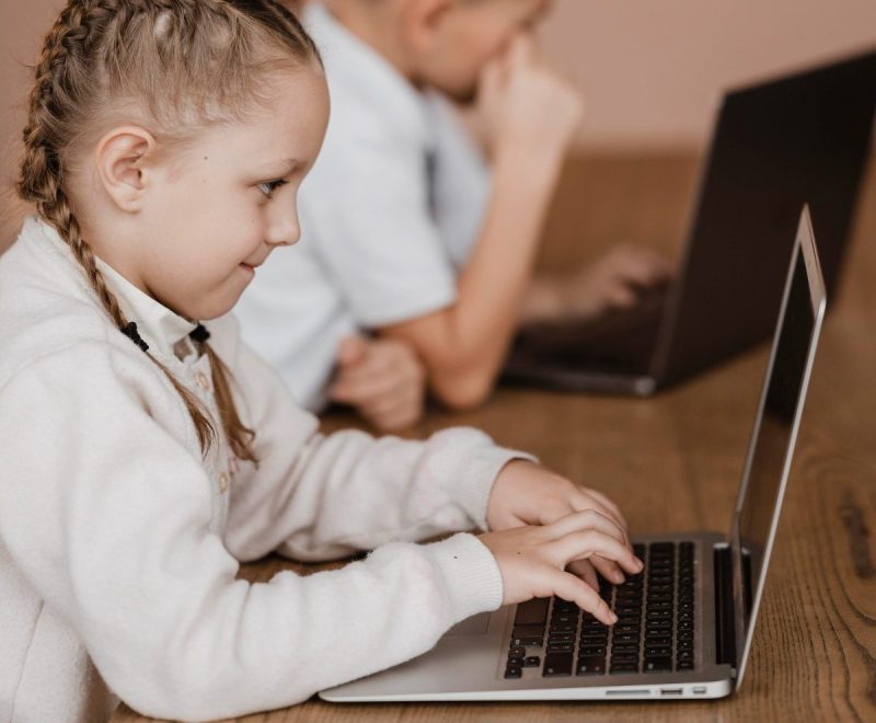 Cómo la exposición de datos en la infancia puede facilitar el robo de identidad