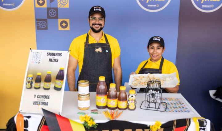 Walmart promueve el desarrollo de sus proveedores locales a través de "Mercaditos PyMEs"