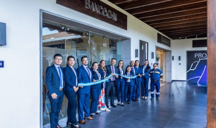 CHN inaugura agencia en Plaza Telares Antigua