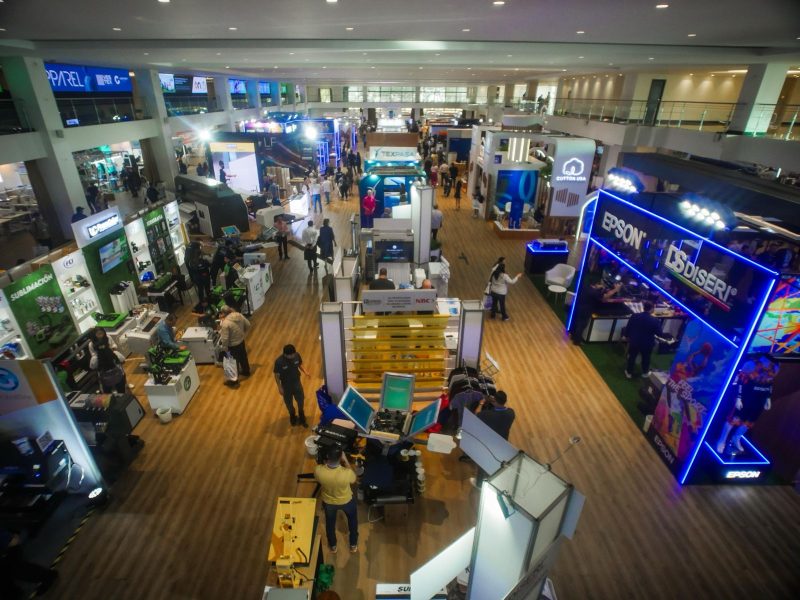 VESTUARIO Y TEXTILES: Una industria en constante innovación para adaptarse a cambios globales