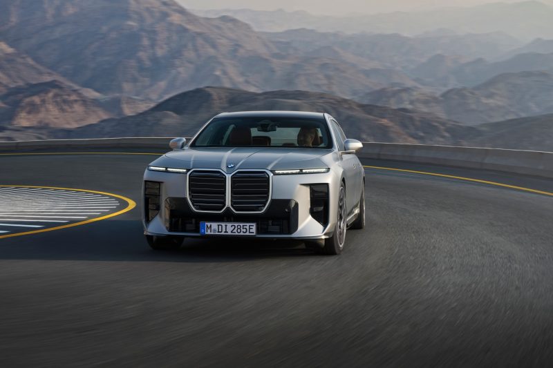 BMW Group presenta crecimiento en América y Europa con un incremento en ventas impulsado por los modelos Neue Klasse.