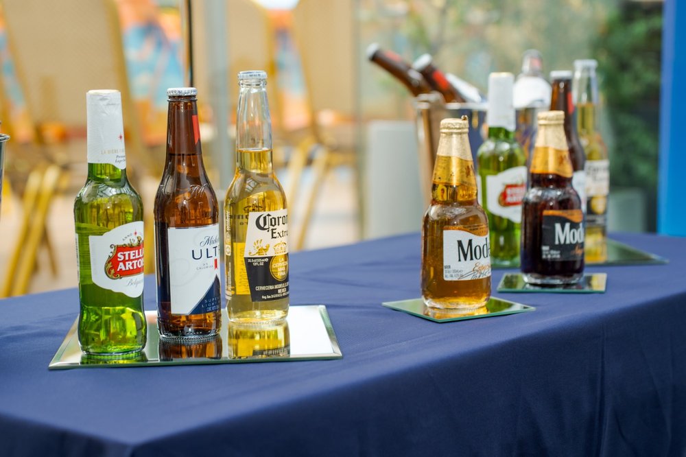 Cervecería ambev presenta “salud por los bares”, una iniciativa para reconocer su aporte a la economía