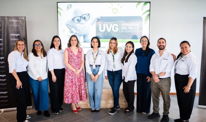 ÍNTEGRO impulsa el desarrollo de sus colaboradores con becas universitarias en la Universidad del Valle de Guatemala