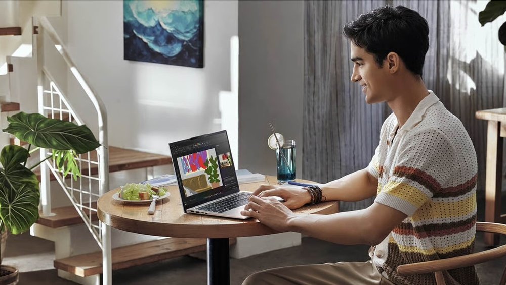 Laptop empresarial vs. laptop de consumo- (2)