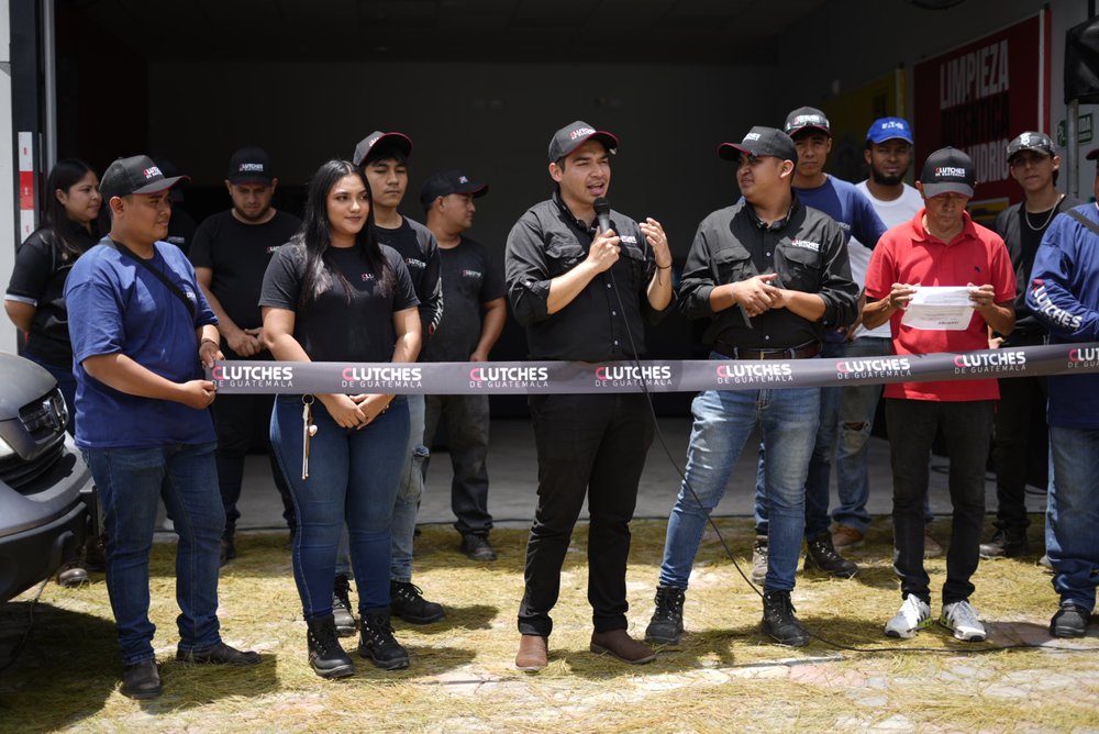 Clutches de Guatemala continúa su expansión y abre en Chiquimula su sucursal número 27