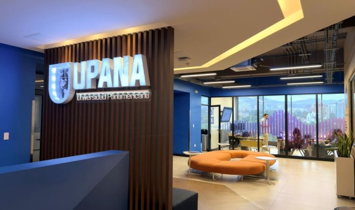 CP UPANA abre sus estudios de grabación de primer nivel como sede de las jornadas de formación de Premios Estela