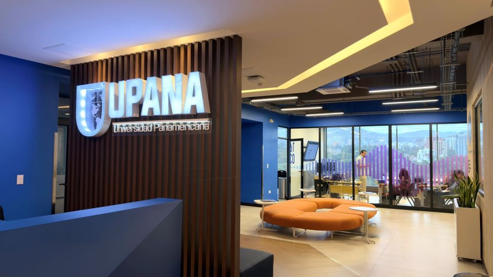 CP UPANA abre sus estudios de grabación de primer nivel como sede de las jornadas de formación de Premios Estela