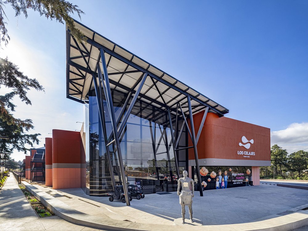 ÍNTEGRO gana plata en los Premios CLICC